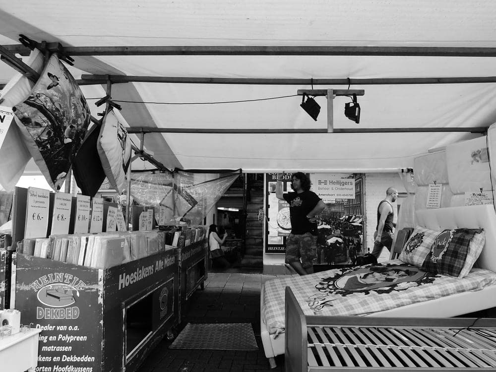 Andreas Ott · Amsterdam 2014 · Street Merchants, frame 1 of 3