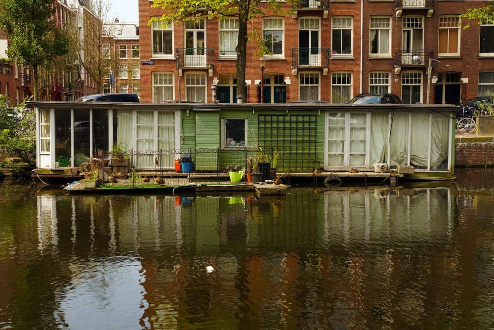 Jeroen Brugman · Amsterdam 2014 · Canal Lifestyle, frame 1 of 3