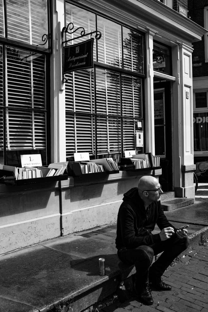 Özgür Abacı · Amsterdam 2018 · Absent minded, frame 1 of 3