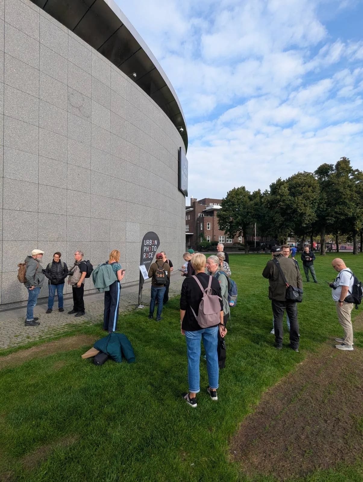 Racers gathering at the start on Museumplein, Amsterdam 2026