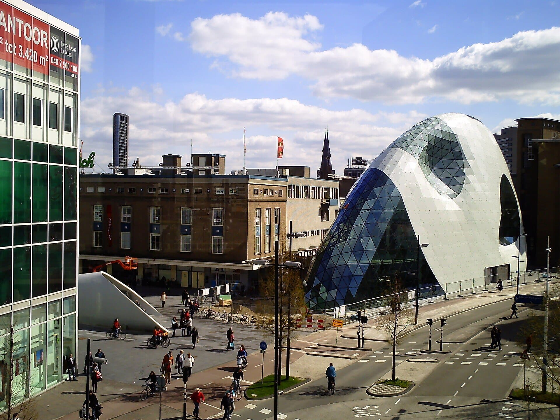 The Blob at 18 Septemberplein, Eindhoven · city placeholder until the race has its own photography