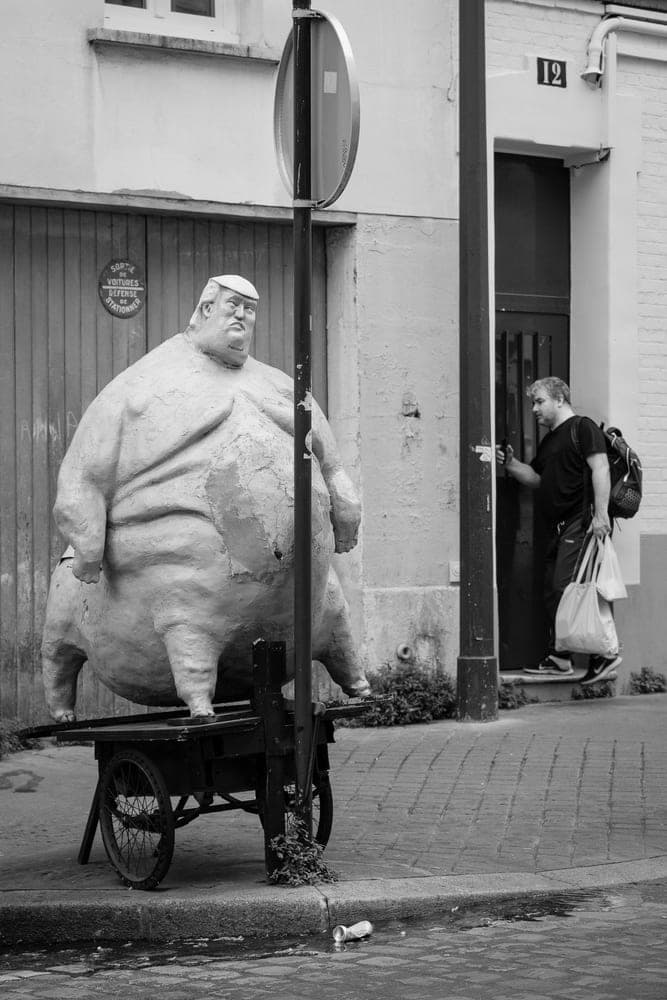 Anne-Cécile Zoungrana · Paris 2023 · Unexpected, frame 1 of 3