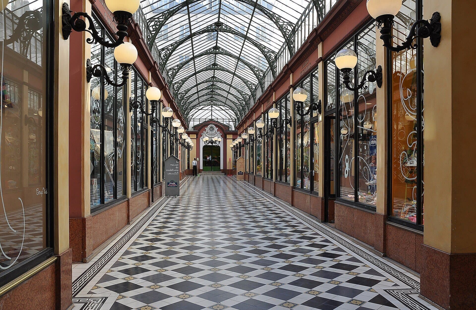 Passage des Princes, Paris · city placeholder until the race has its own photography