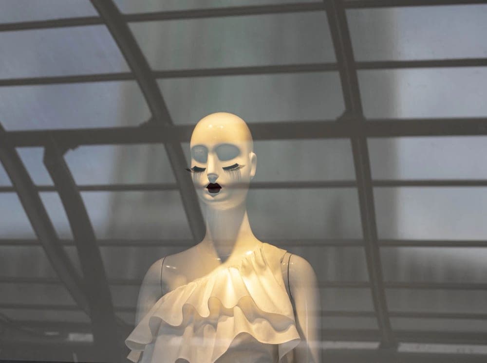 Saskia van Gelderen · Rotterdam 2019 · The real you, frame 1 of 3