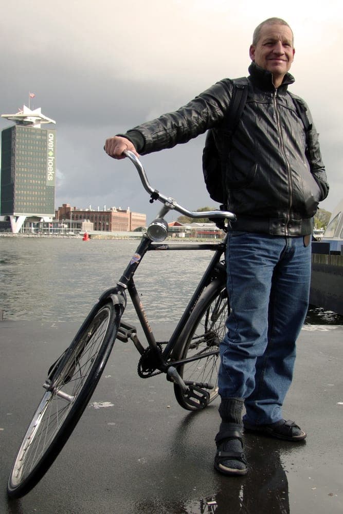 Beatriz Pineda · Amsterdam 2011 · Life through the wheels, frame 1 of 3
