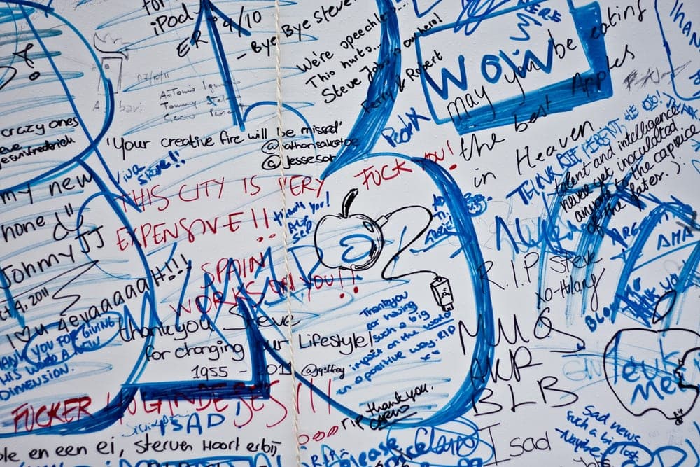 Guido Kuijvenhoven · Amsterdam 2011 · Figures in the chaos, frame 1 of 3