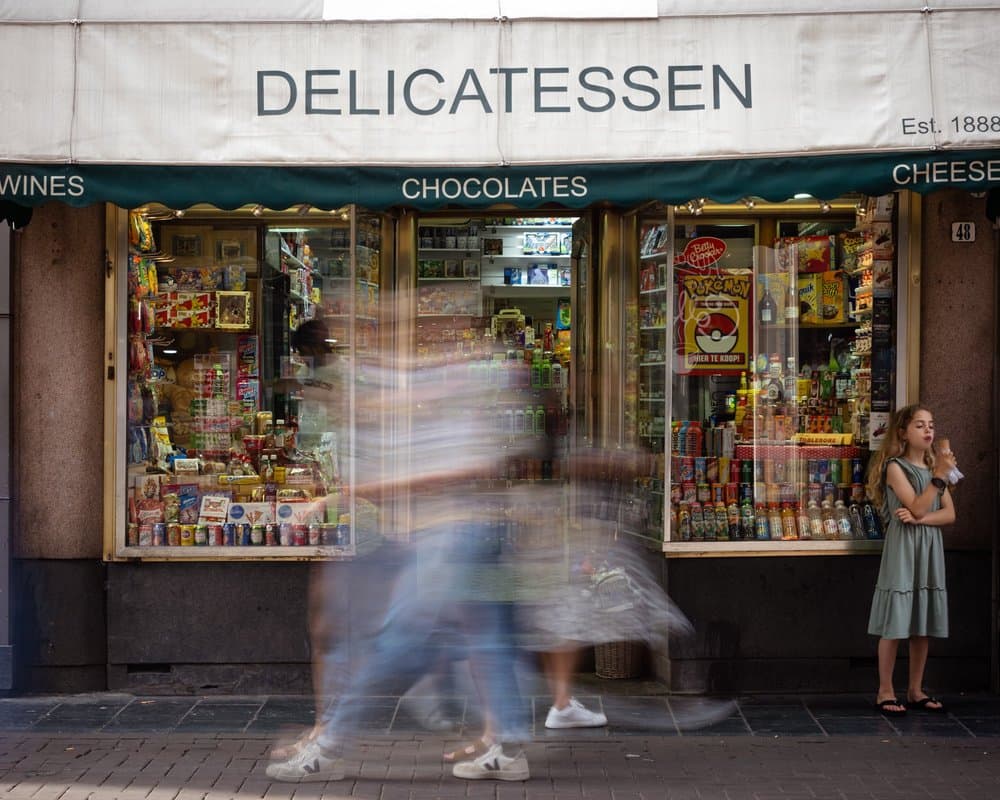Roger Janssen · Amsterdam 2023 · City Pulse, frame 1 of 3