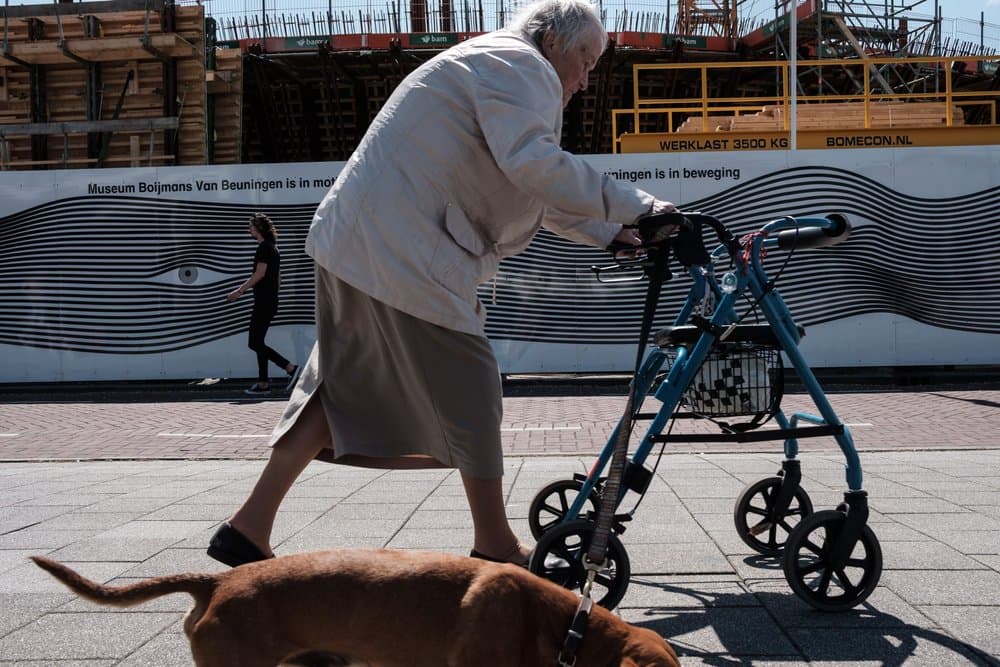 Jonathan Lai · Rotterdam 2018 · You will never walk alone, frame 1 of 3